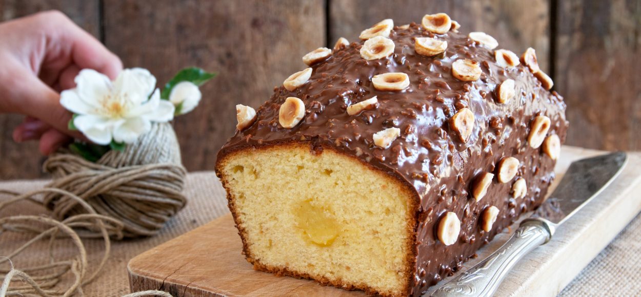 Plumcake al lemon curd e glassa Rocher